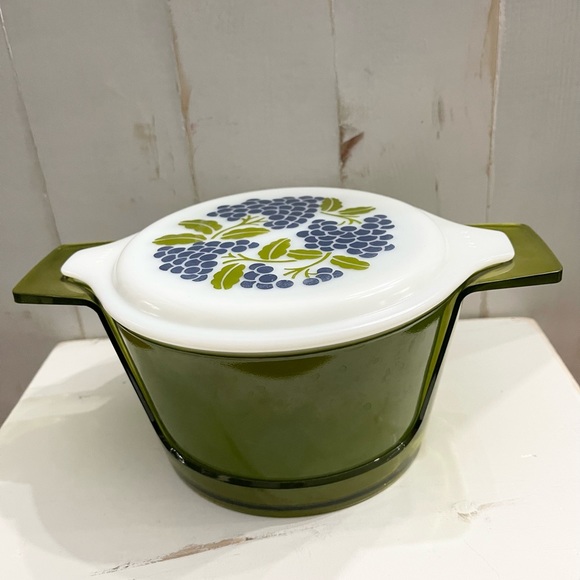 Vintage Pyrex Promotional Limited Print *RARE* **HTF** Grapes with Hugger - Picture 3 of 10